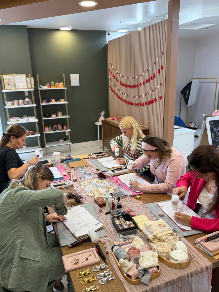 Workshop participants at Nova Studio
